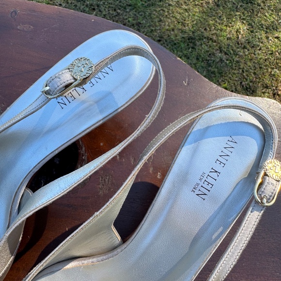 Anne Klein satin slingback kitten heel pumps - Picture 4 of 8